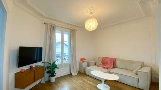 Apartments in Sarcelles - photo 2