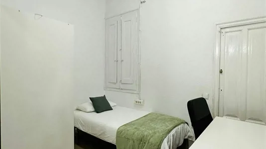 Rooms in Valencia Ciutat Vella - photo 1