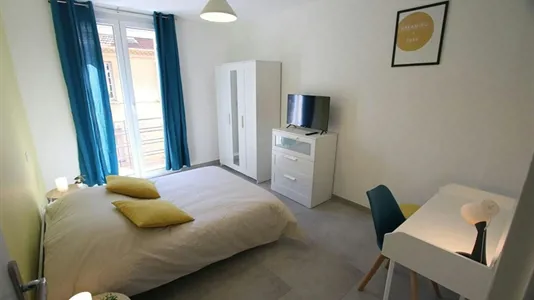 Rooms in Toulon - photo 1