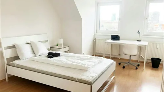 Rooms in Vienna Favoriten - photo 1