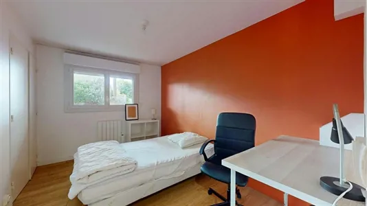 Rooms in Angers - photo 3