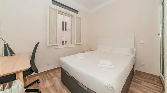 Rooms in Madrid Retiro - photo 1