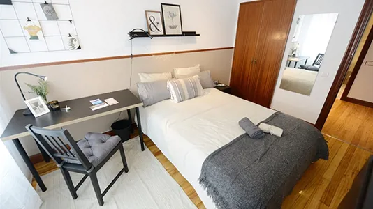 Rooms in Bilbao - photo 3