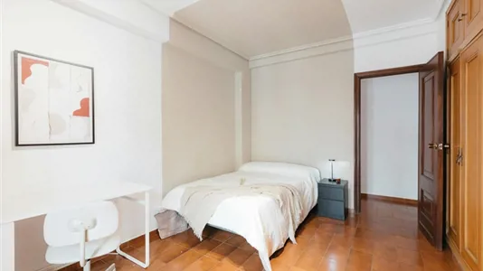 Rooms in Valencia L'Eixample - photo 1