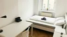 Room for rent, Vienna Favoriten, Vienna, &lt;span class=&quot;blurred street&quot; onclick=&quot;ProcessAdRequest(7722480)&quot;&gt;&lt;span class=&quot;hint&quot;&gt;See streetname&lt;/span&gt;[xxxxxxxxxxxxx]&lt;/span&gt;