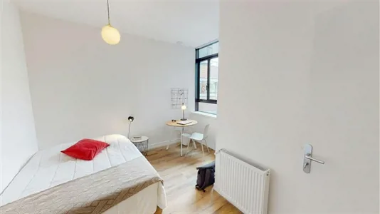 Rooms in Nanterre - photo 3