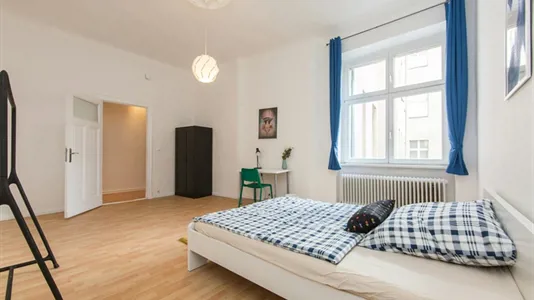 Rooms in Berlin Charlottenburg-Wilmersdorf - photo 2