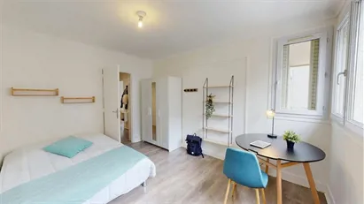 Room for rent in Paris 17ème arrondissement, Paris