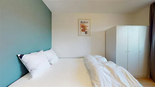 Rooms in Aix-en-Provence - photo 2