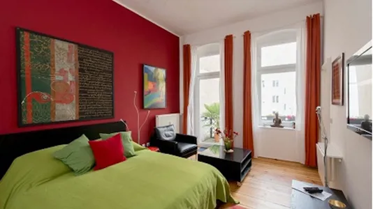 Apartments in Berlin Mitte - photo 3