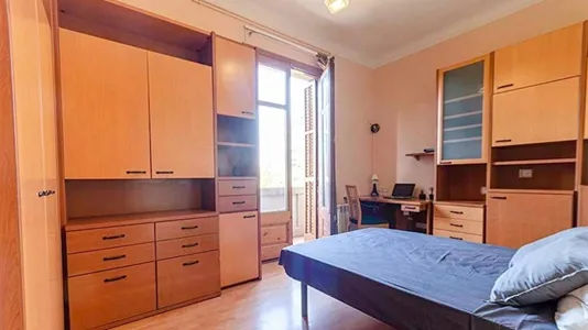 Rooms in Barcelona Ciutat Vella - photo 2