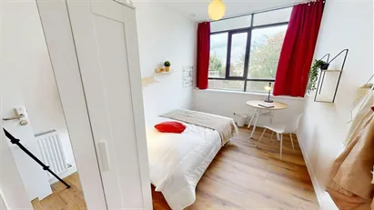 Room for rent in Nanterre, Île-de-France