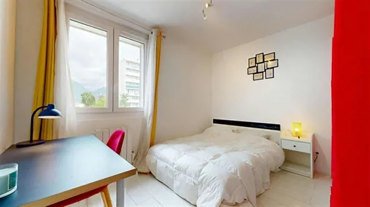 Rooms in Grenoble - photo 1