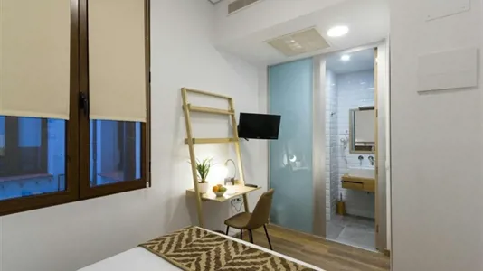 Apartments in Madrid Centro - photo 3