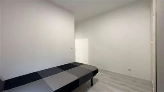 Rooms in Barcelona Ciutat Vella - photo 3