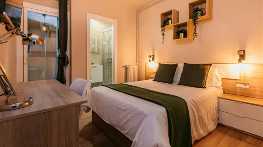 Rooms in Barcelona Sarrià-St. Gervasi - photo 2