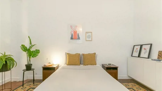 Rooms in Barcelona Eixample - photo 2