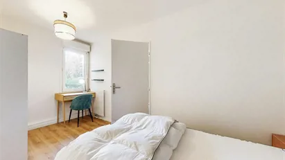 Room for rent in Créteil, Île-de-France