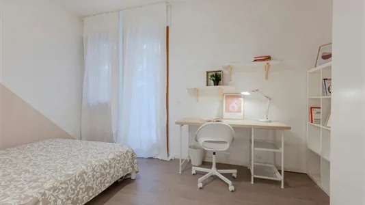 Rooms in Padua - photo 1