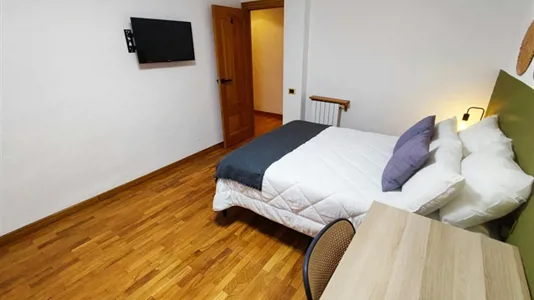 Rooms in Castellón de la Plana/Castelló de la Plana - photo 1