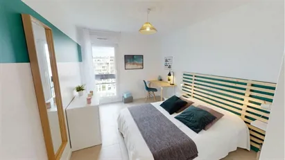 Room for rent in Nanterre, Île-de-France