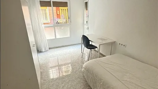 Rooms in Murcia - photo 2