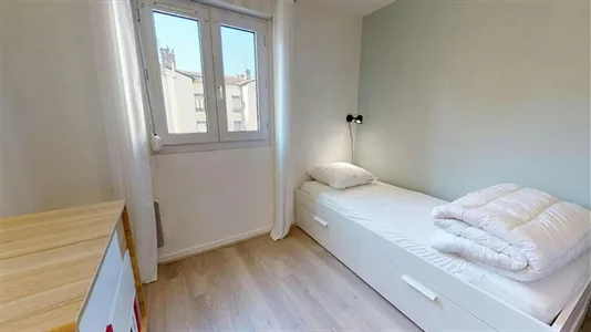 Apartments in Lyon - photo 2