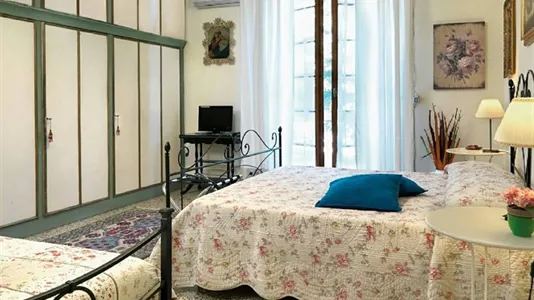 Rooms in Florence - photo 3