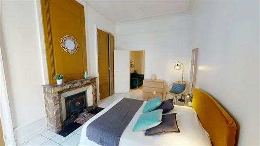 Rooms in Lyon - photo 2