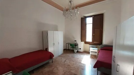 Rooms in Florence - photo 1