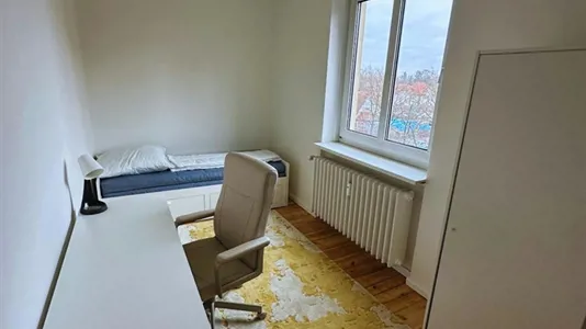 Rooms in Berlin Steglitz-Zehlendorf - photo 1