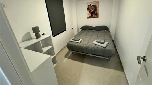 Rooms in Madrid Ciudad Lineal - photo 1