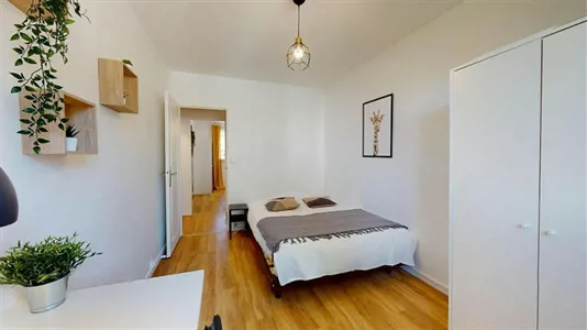 Rooms in Lyon - photo 2