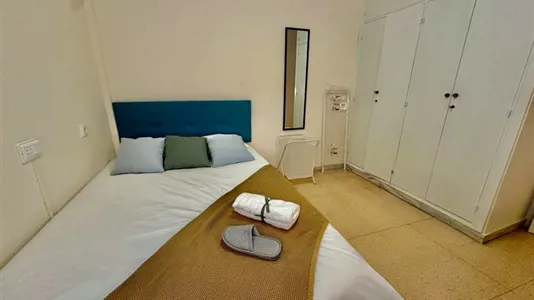 Rooms in Zaragoza - photo 2