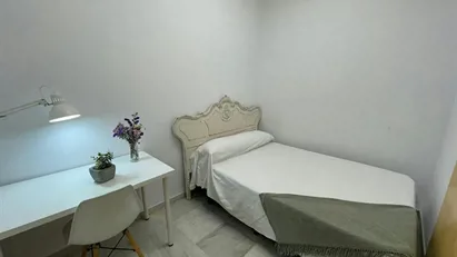 Room for rent in El Fontanal, Andalucía