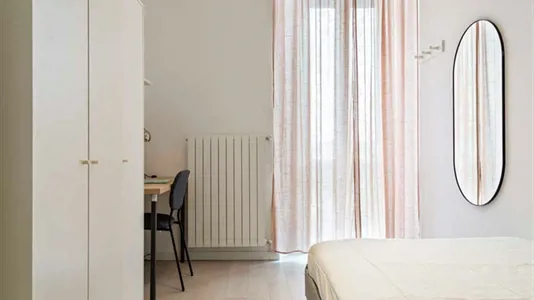 Rooms in Milano Zona 6 - Barona, Lorenteggio - photo 2