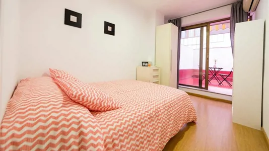 Rooms in Valencia Ciutat Vella - photo 2