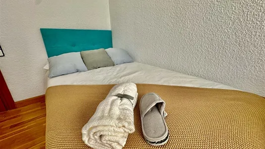 Rooms in Zaragoza - photo 1