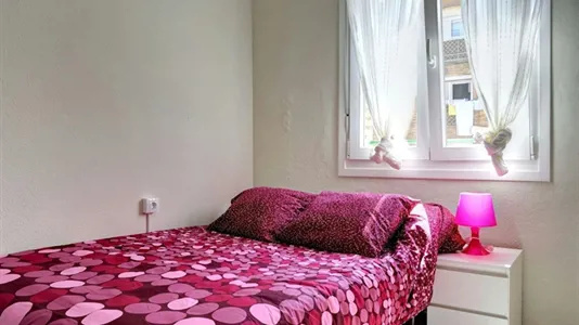 Rooms in Zaragoza - photo 1