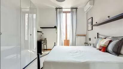 Room for rent in Milano Zona 8 - Fiera, Gallaratese, Quarto Oggiaro, Milan