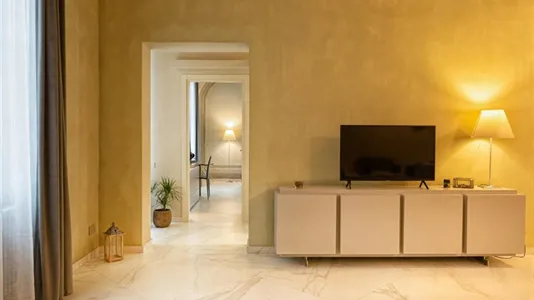 Apartments in Florence - photo 3