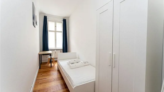 Rooms in Berlin Friedrichshain-Kreuzberg - photo 3