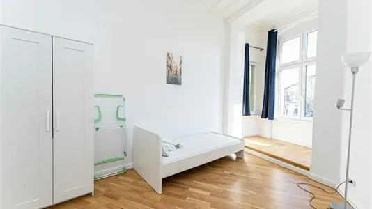 Rooms in Berlin Charlottenburg-Wilmersdorf - photo 1