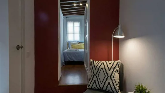 Rooms in Barcelona Eixample - photo 3