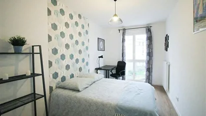 Room for rent in Nanterre, Île-de-France