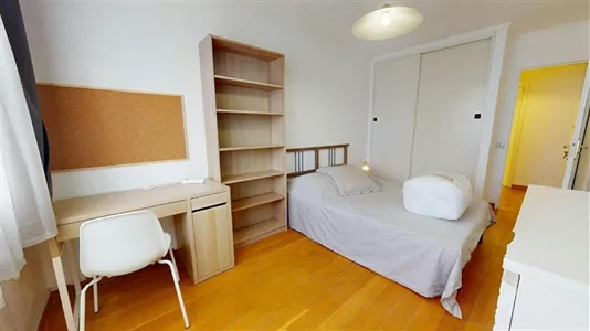 Rooms in Lyon - photo 2