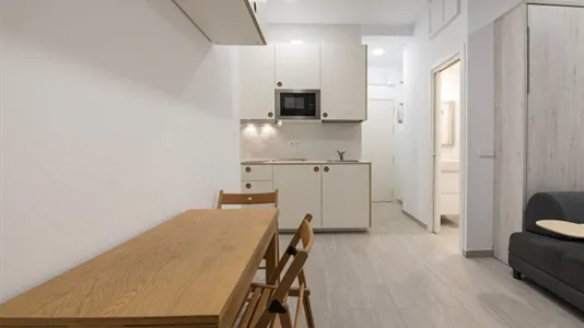 Apartments in Madrid Centro - photo 2