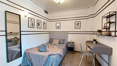 Room for rent in Madrid Fuencarral-El Pardo, Madrid