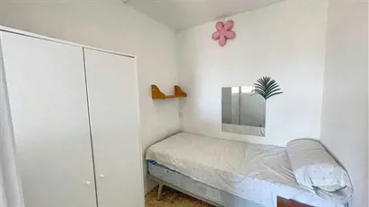 Room for rent in Badalona, Cataluña