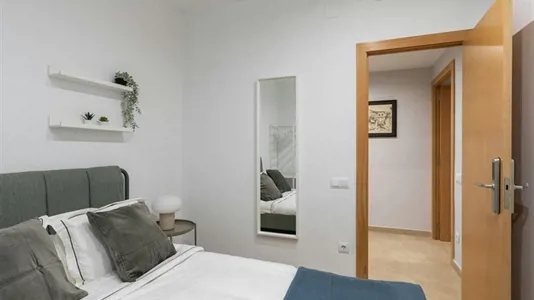 Rooms in Barcelona Les Corts - photo 1